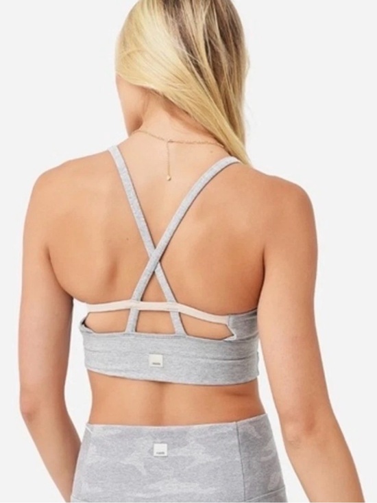 Vuori Other - Vuori Long Line Elevation Sports Bra Heather Gray size Large